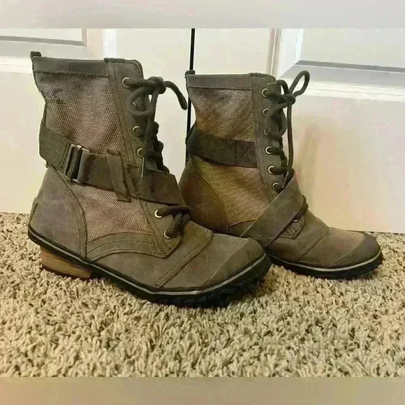 Sorel Lace Up Waterproof Boots - Picture 1 of 9